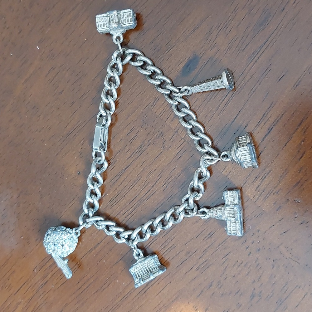 Vtg Washington DC Souvenir Charm Bracelet Famous Notable Buildings Silver Tone